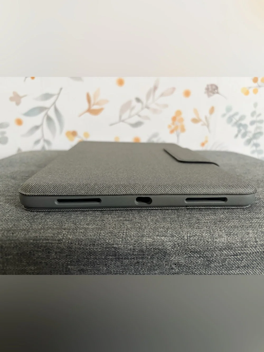Folio Touch Tablet Keyboard Case in Grey